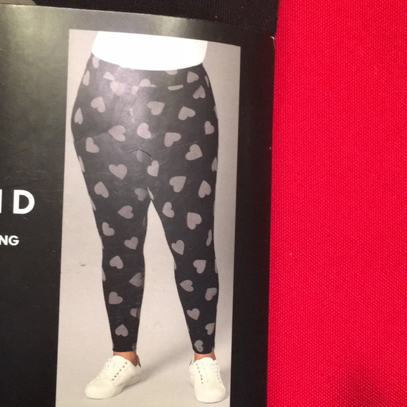 Torrid heart legging so darn cute. - Picture 2 of 3